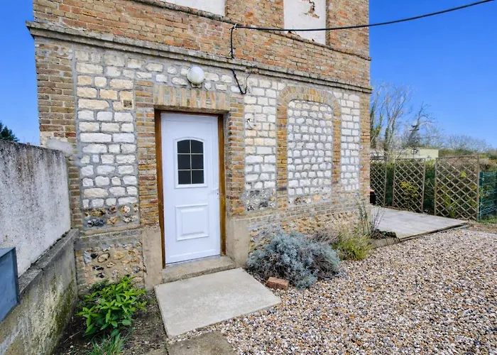 Maison T3- Acces Voie Verte Et Transports Holiday home *