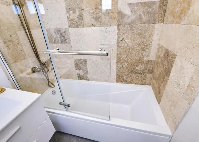 Holiday home Maison T3- Acces Voie Verte Et Transports